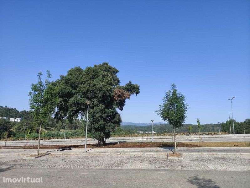 Lote para construção, em Abraveses - Grande imagem: 4/12