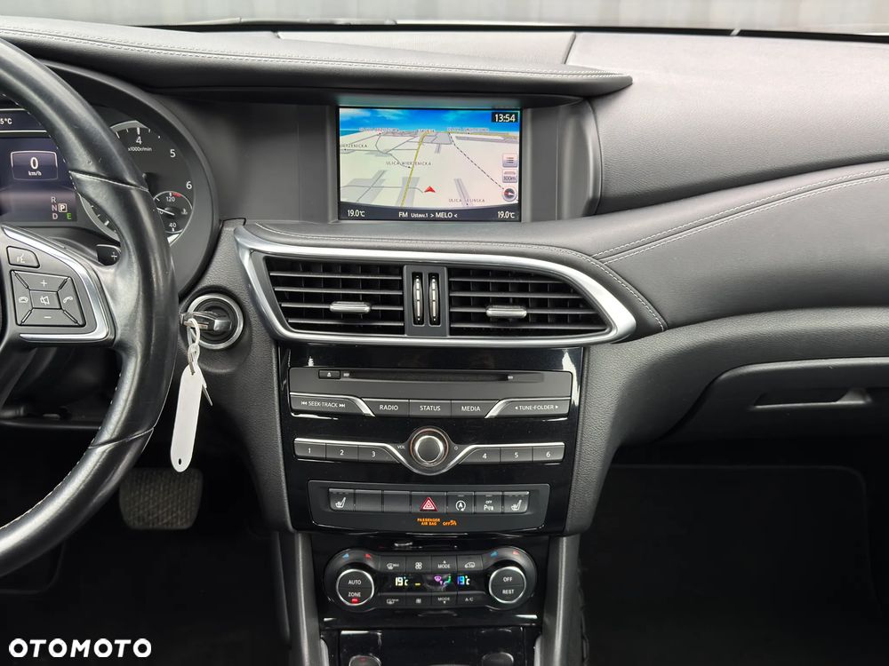 Infiniti Q30 2.2d Sport AWD 7DCT - 31