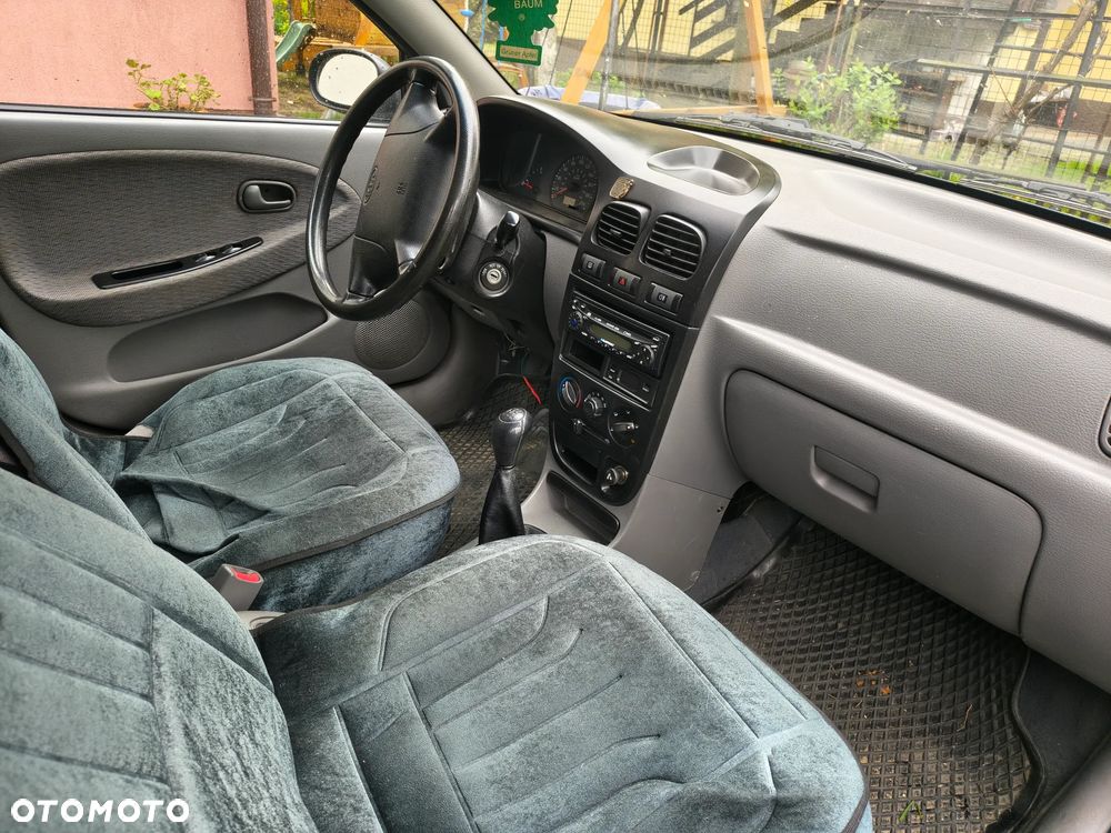 Kia Rio 1.3 RS - 8
