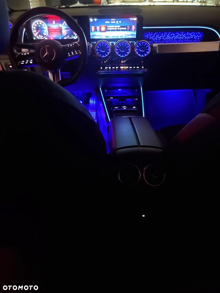 Mercedes-Benz GLB 250 4Matic 8G-DCT Edition AMG Line - 25