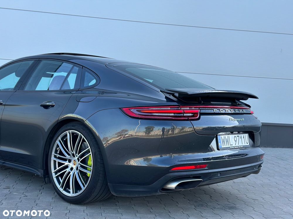 Porsche Panamera 4 E-Hybrid Platinum Edition - 18