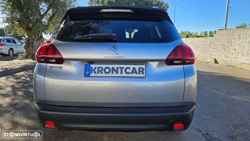 Peugeot 2008 1.2 PureTech Style - 3