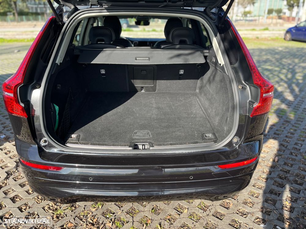 Volvo XC 60 2.0 B4 Momentum - 15