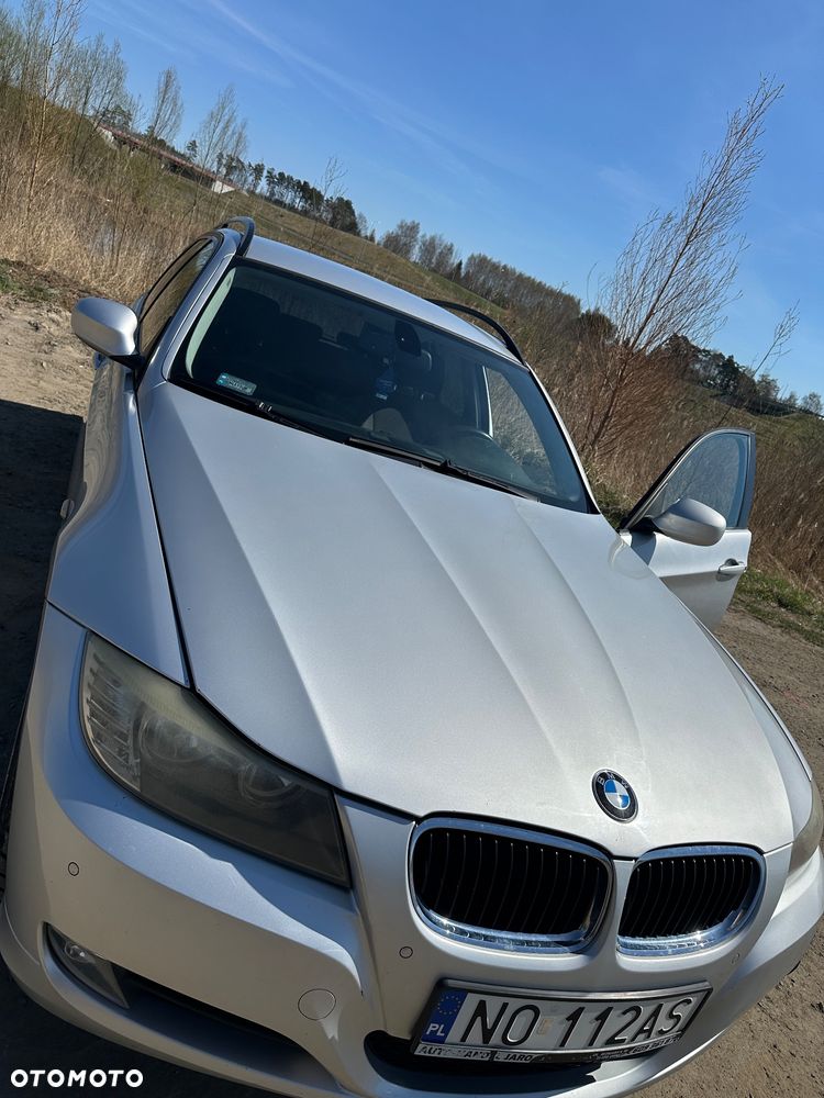 BMW Seria 3 318d - 18