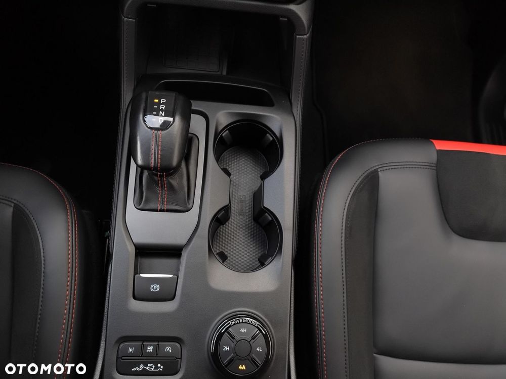 Ford Ranger Raptor - 24