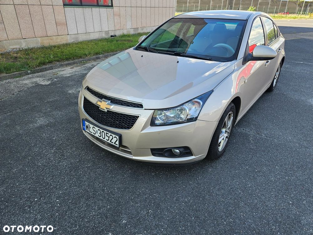 Chevrolet Cruze 1.6 LS - 1