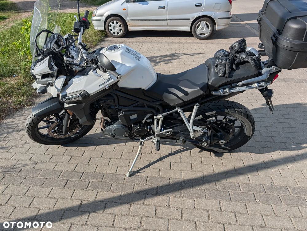 Triumph Tiger - 2