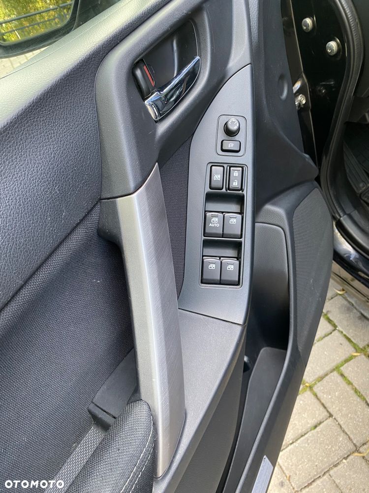 Subaru Forester 2.0i Exclusive Lineartronic EU6 - 12