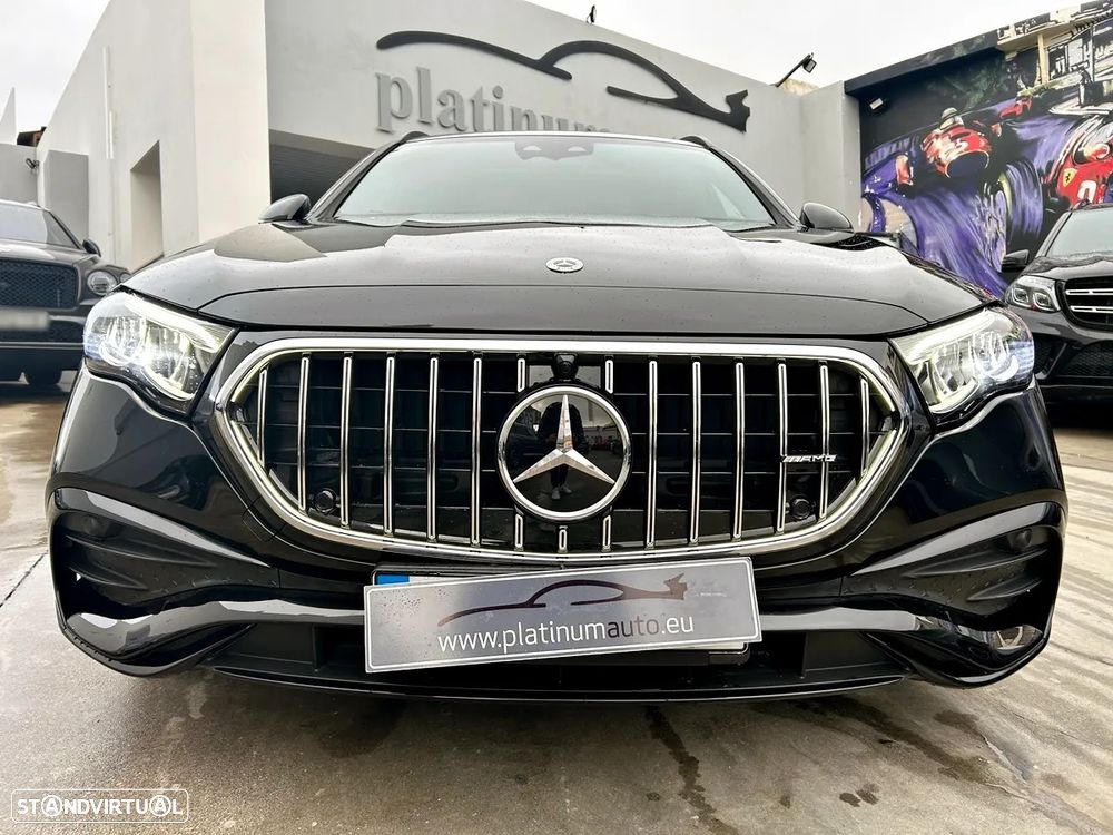 Mercedes-Benz E 300 e AMG Line - 55