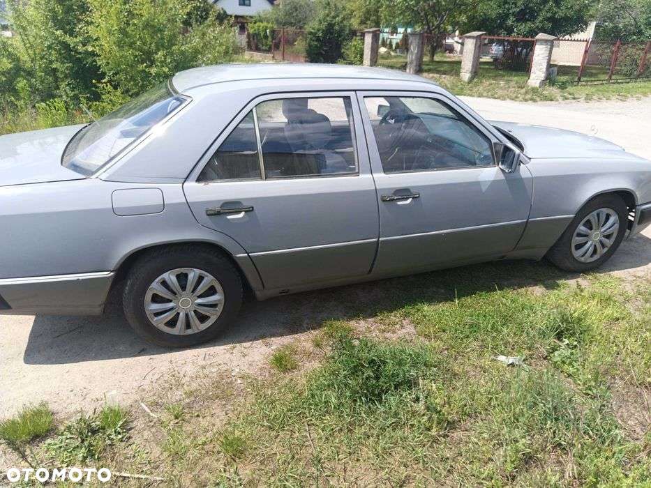 Mercedes-Benz W124 (1984-1993) - 4