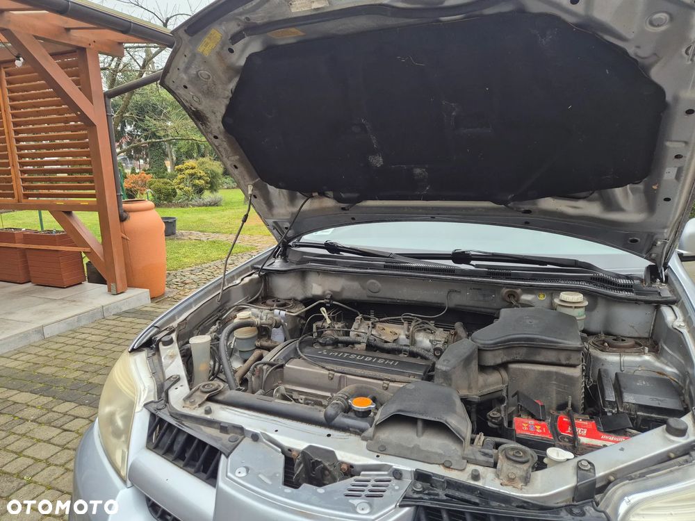 Mitsubishi Outlander 2.0 Comfort 4WD - 26