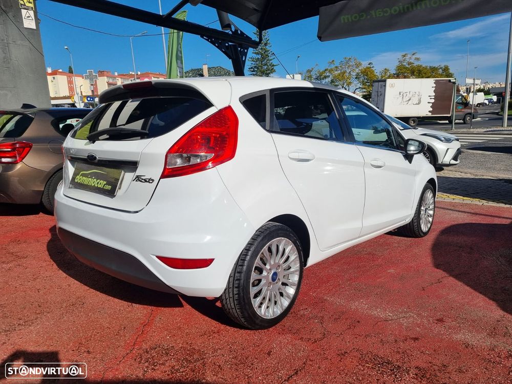 Ford Fiesta 1.25 Titanium - 12