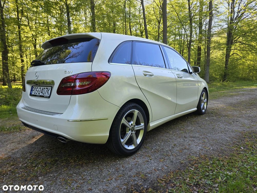 Mercedes-Benz Klasa B 180 CDI BlueEFFICIENCY Edition Style - 16