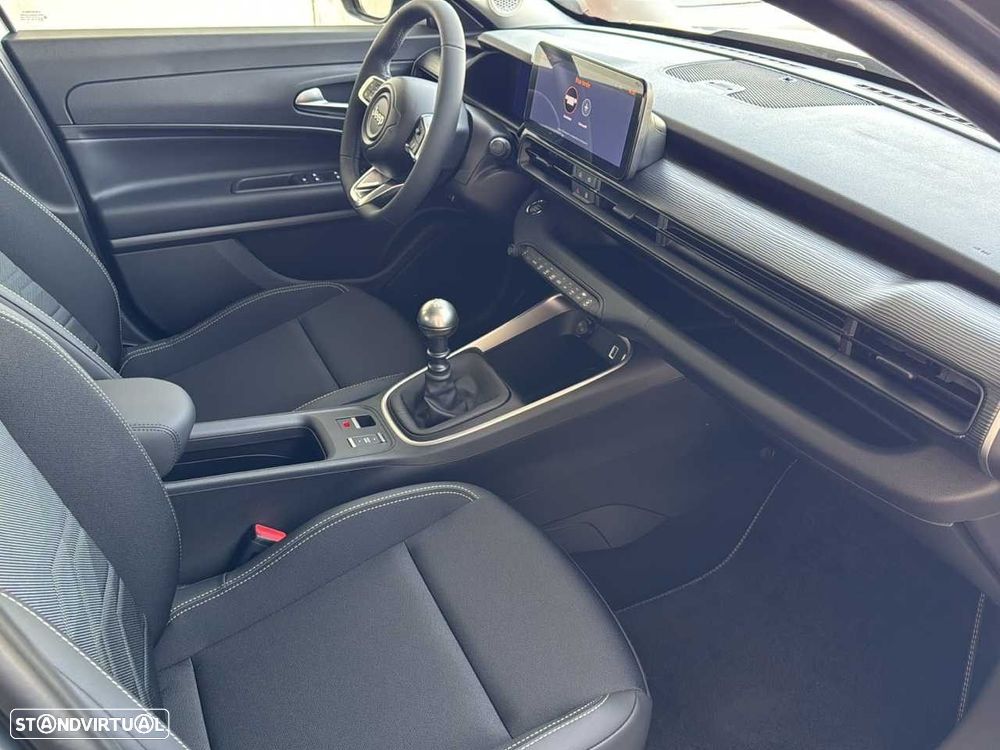 Jeep Avenger 1.2 GSE T3 Altitude - 14