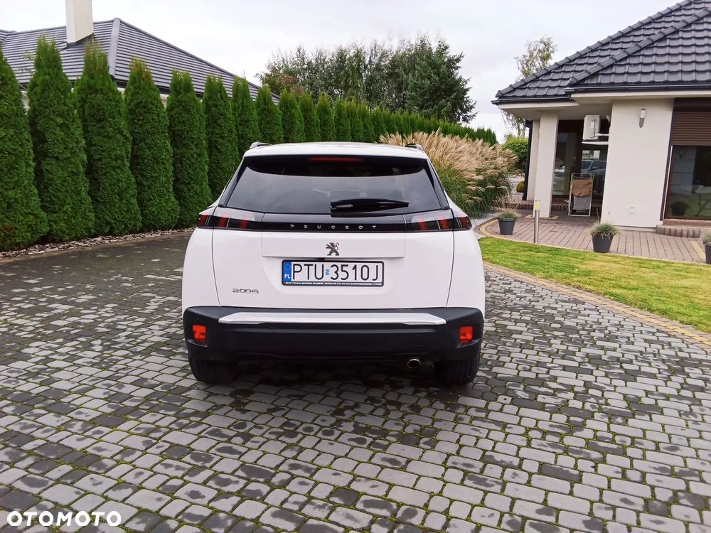 Peugeot 2008 - 6