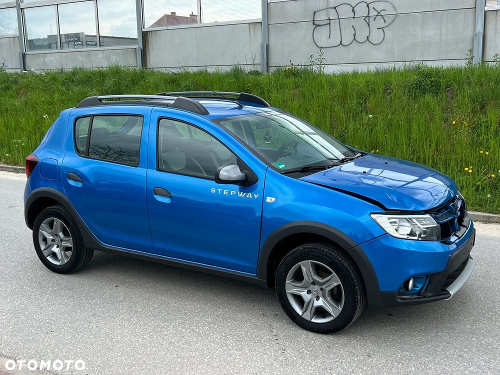 Dacia Sandero TCe 100 Essential - 10