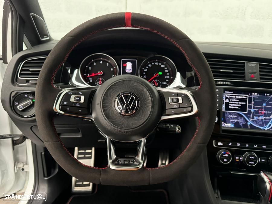 VW Golf GTI Clubsport DSG - 16