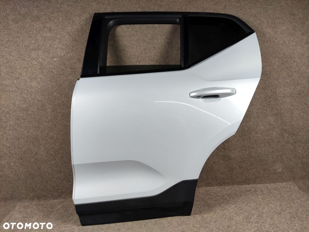 VOLVO XC40 17-21r Drzwi Lewy Tył - 1