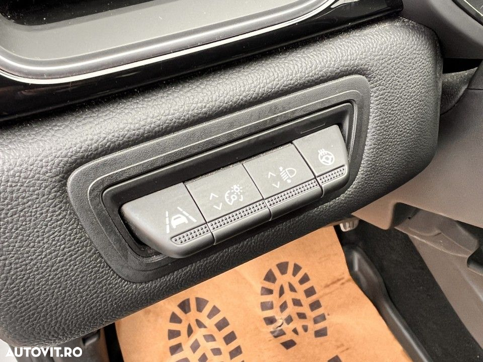 Mitsubishi ASX - 13