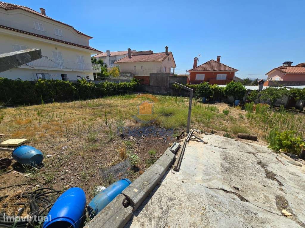 Lote de Terreno 382 m2 p/ Construção de Moradia Isolada | B.º da Pa... - Grande imagem: 5/6