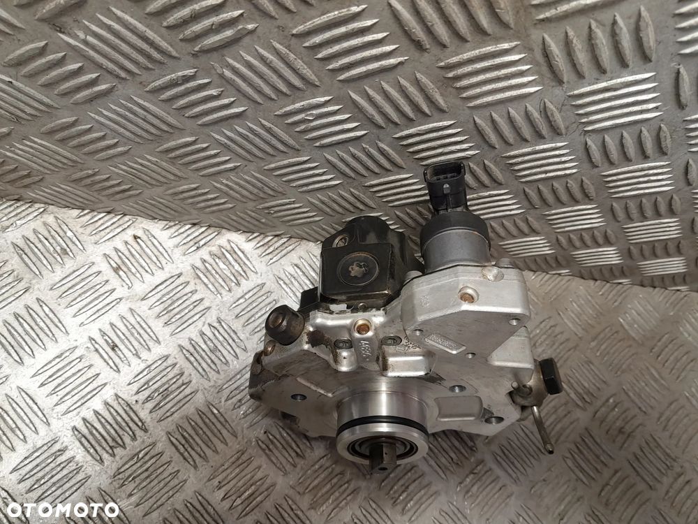 KIA CEED POMPA PALIWA NR CZĘŚCI: 33100-27400 - 9