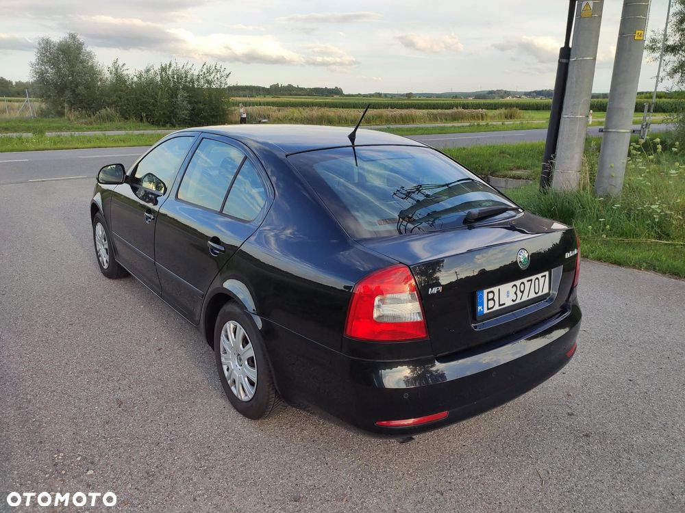 Skoda Octavia 1.6 Ambition - 2