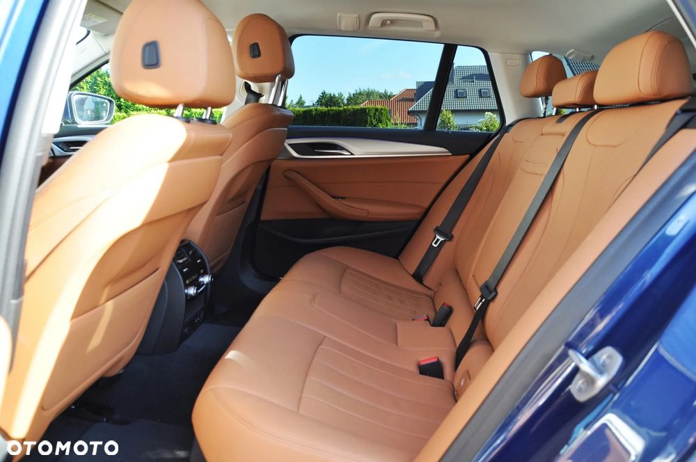 BMW Seria 5 520d mHEV - 14