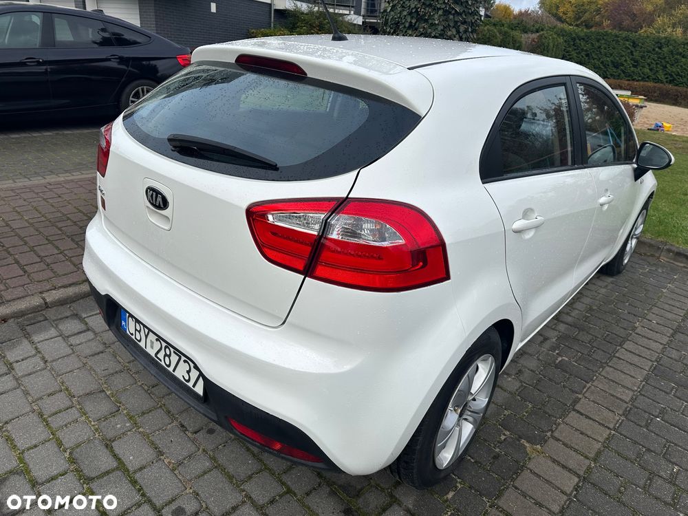 Kia Rio 1.4 M - 1