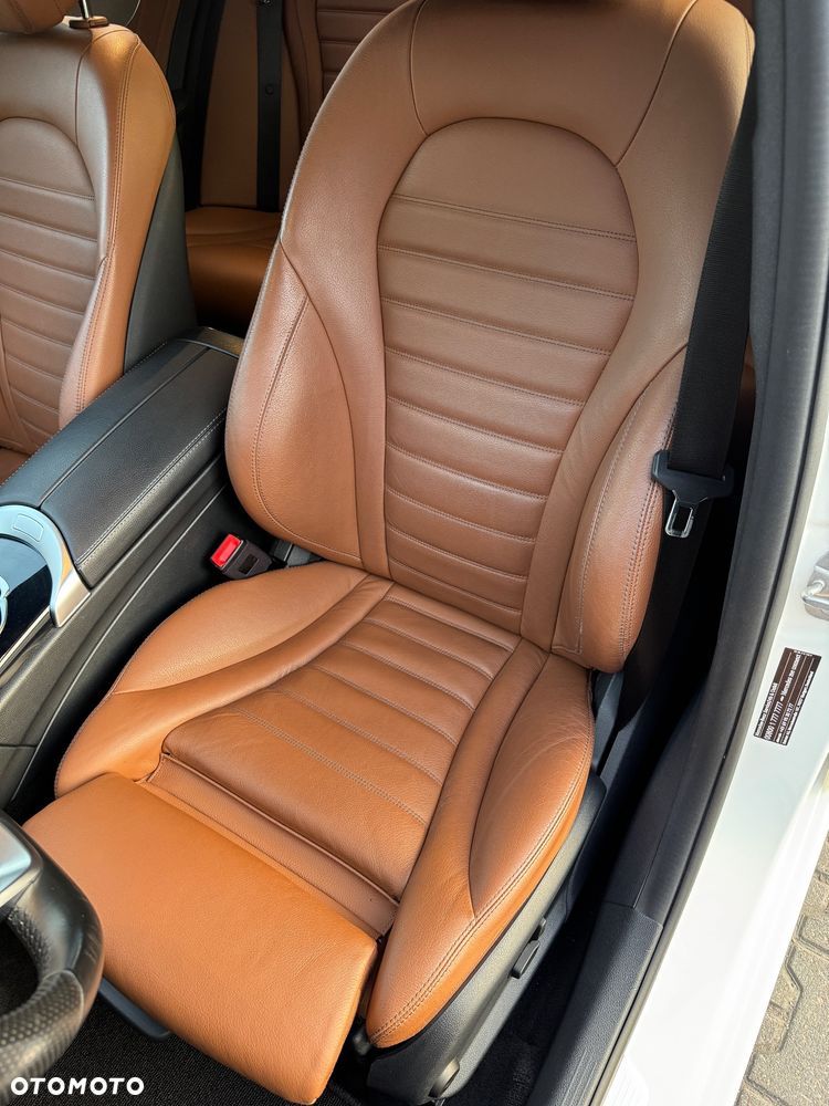 Mercedes-Benz Klasa C 200 d 9G-TRONIC AMG Line - 22