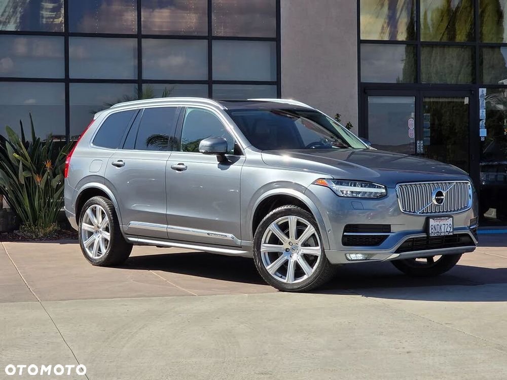 Volvo XC 90 - 6