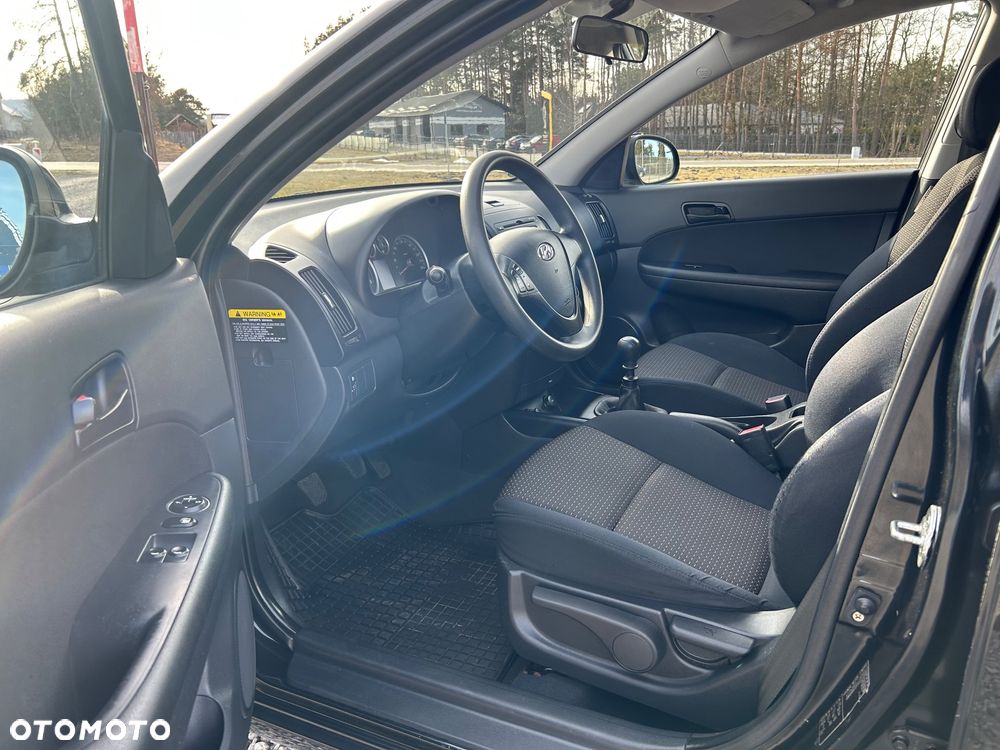 Hyundai i30 i30cw 1.6 Edition Plus - 9
