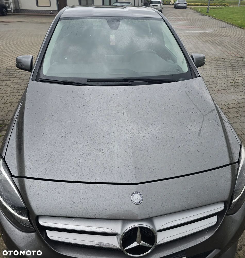 Mercedes-Benz Klasa B 180 d Edition - 4