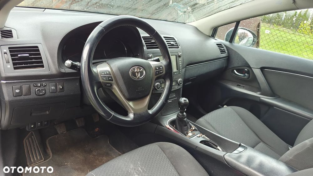 Toyota Avensis 2.0 D-4D Sol plus+NAVI - 6