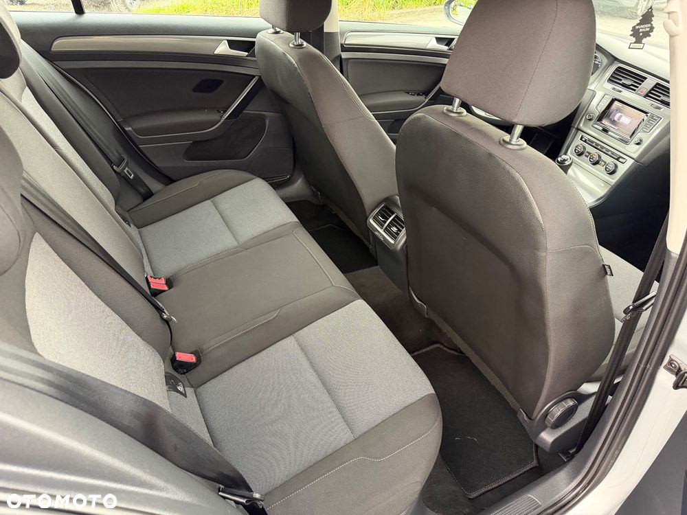 Volkswagen Golf 1.6 TDI BlueMotion Technology Trendline - 11
