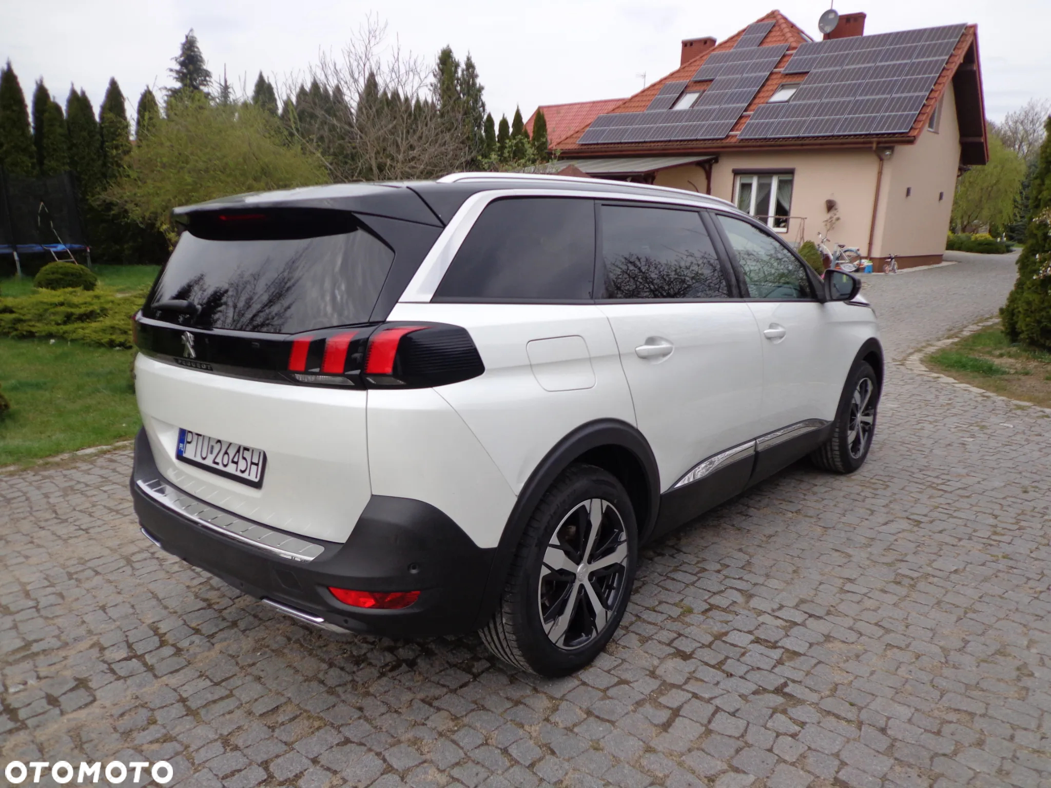 Peugeot 5008 1.6 BlueHDI Allure S&S EAT6 - 27