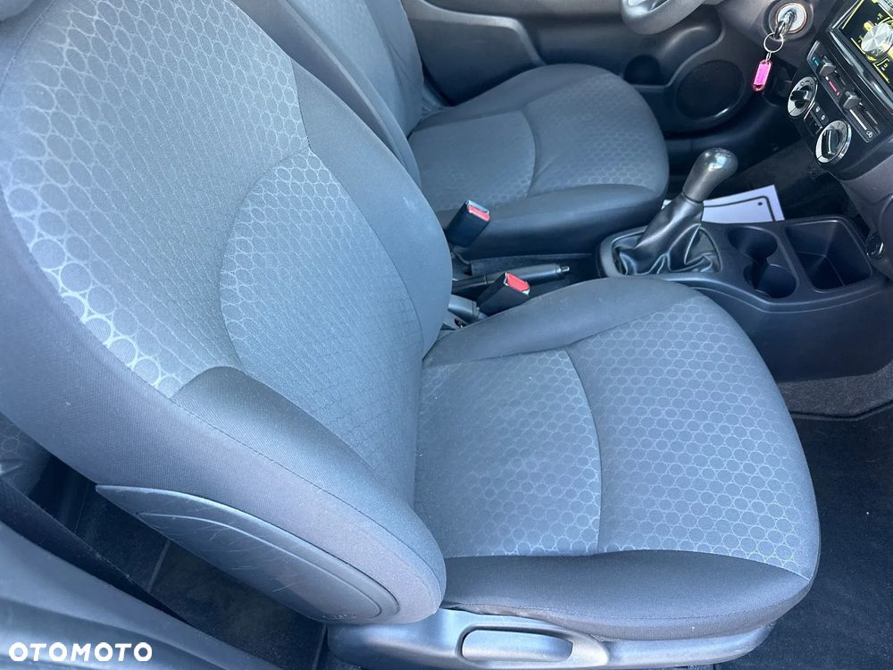 Mitsubishi Space Star 1.2 - 19