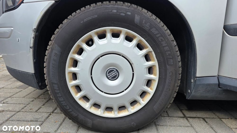 Volvo S40 1.8 - 15
