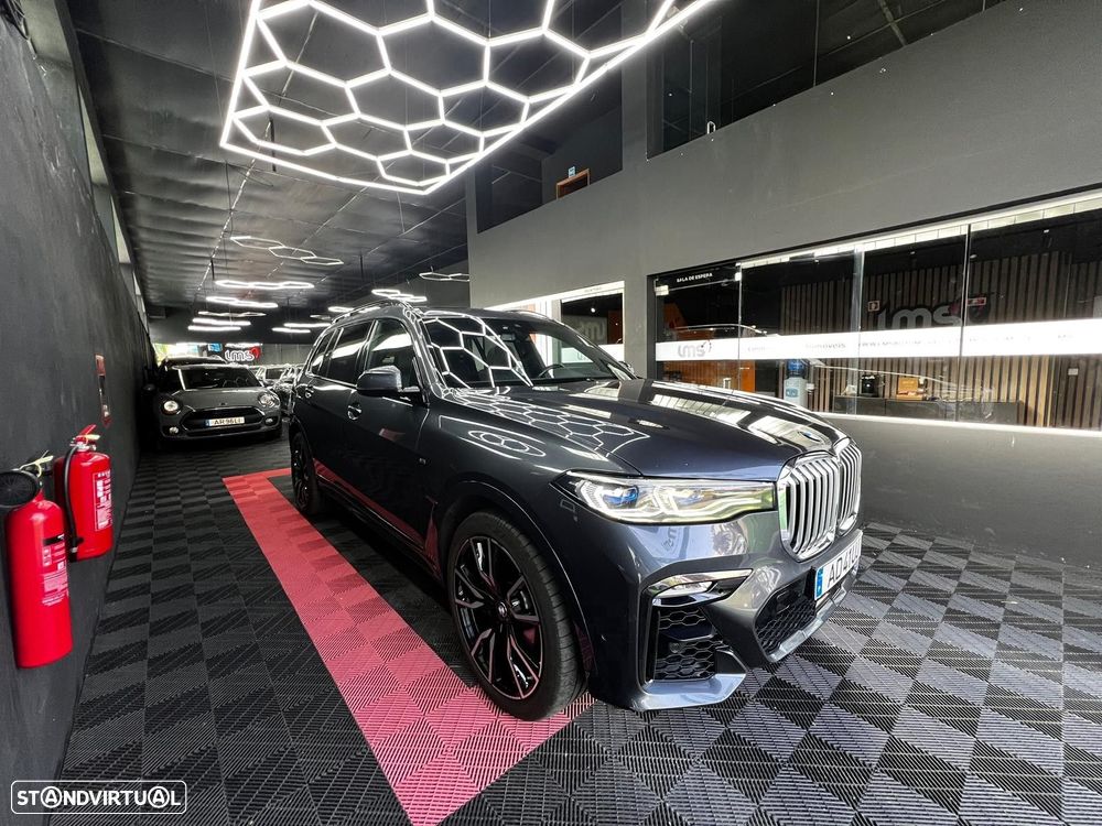 BMW X7 40 d xDrive Pack M - 4