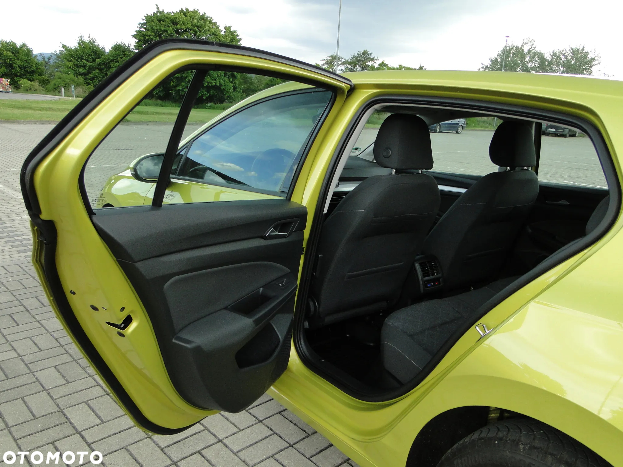 Volkswagen Golf VIII 1.5 TSI EVO Life - 12