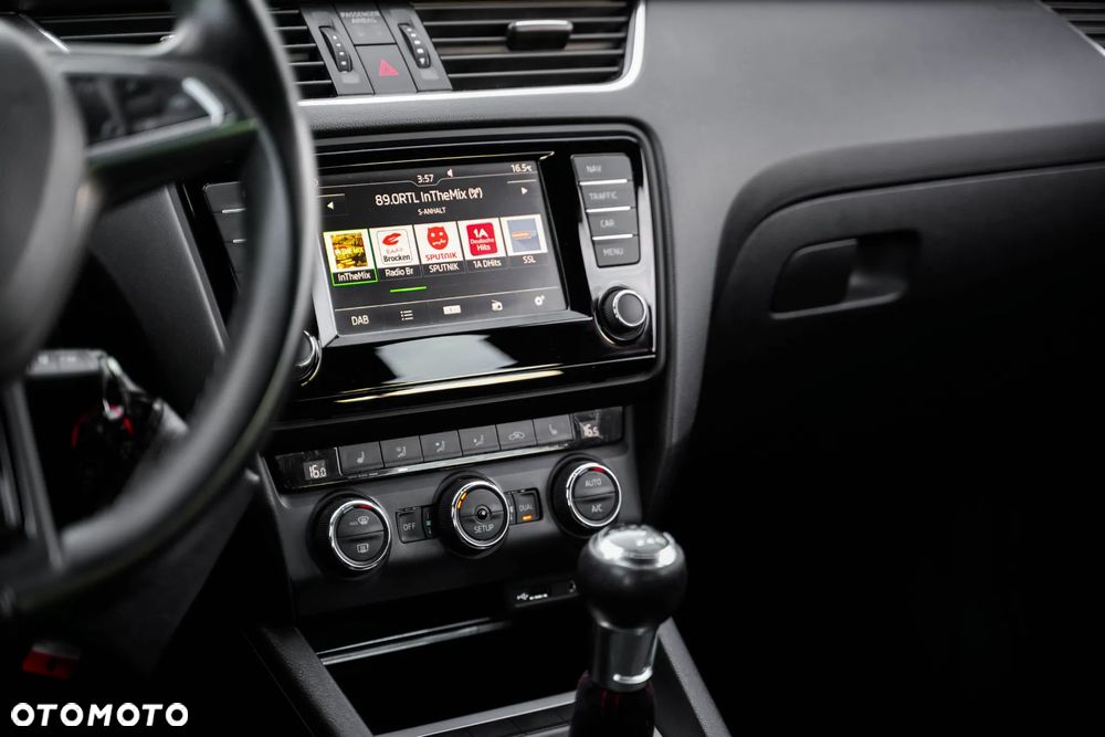 Skoda Octavia 2.0 TDI (Green tec) Style - 19