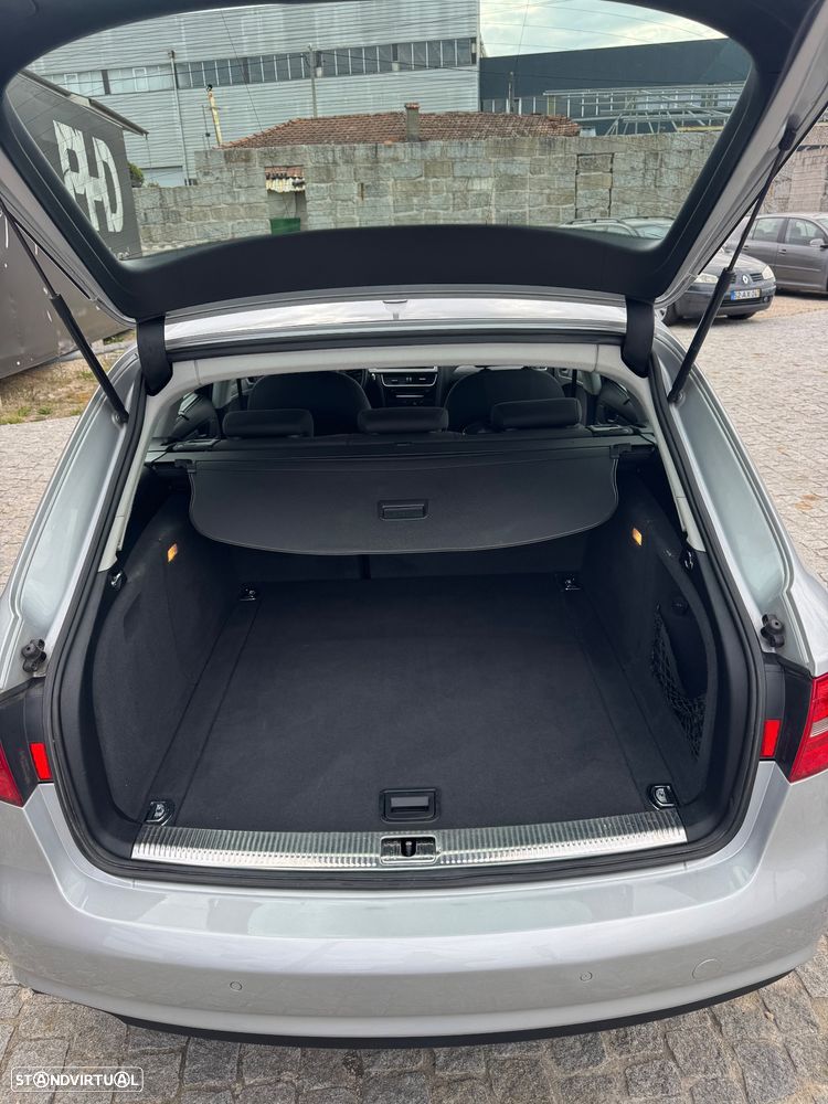 Audi A4 Avant 2.0 TDI Limited Edition - 15