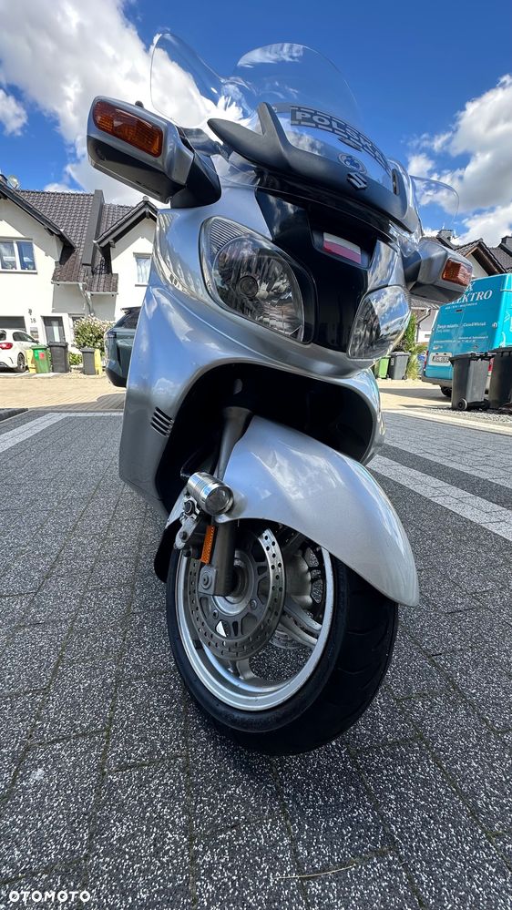 Suzuki Burgman - 6