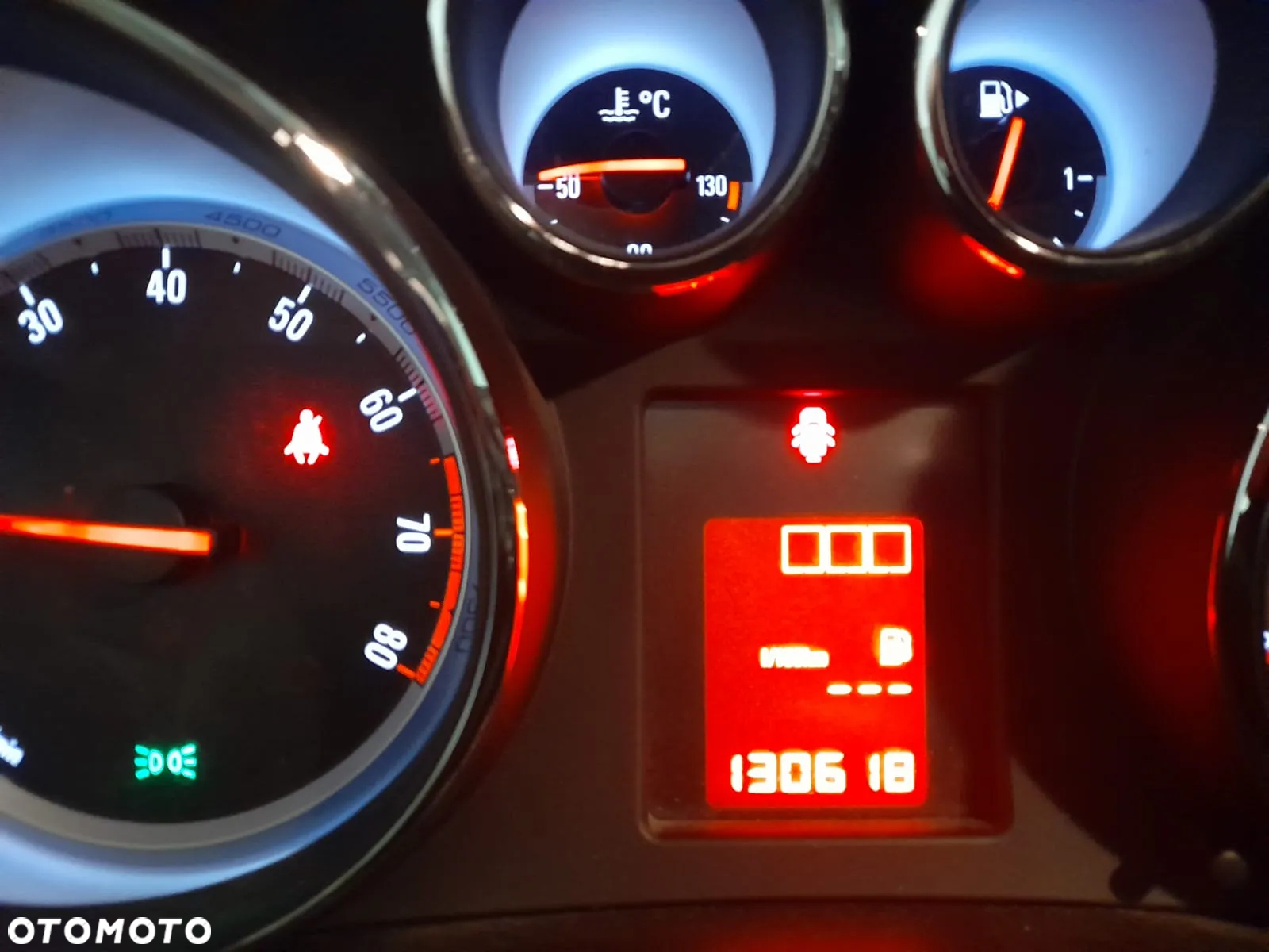 Opel Insignia 1.6 T Cosmo - 3