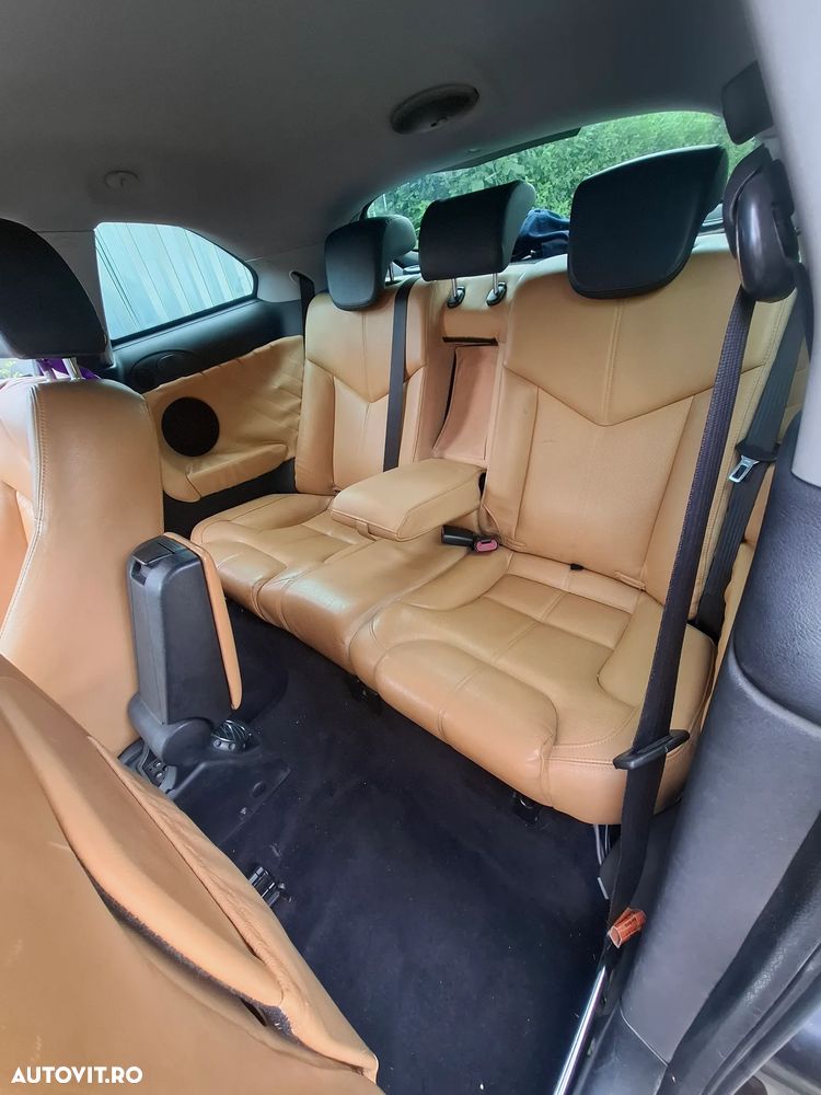 Alfa Romeo GT 1.9 JTD M-Jet Collezione - 2