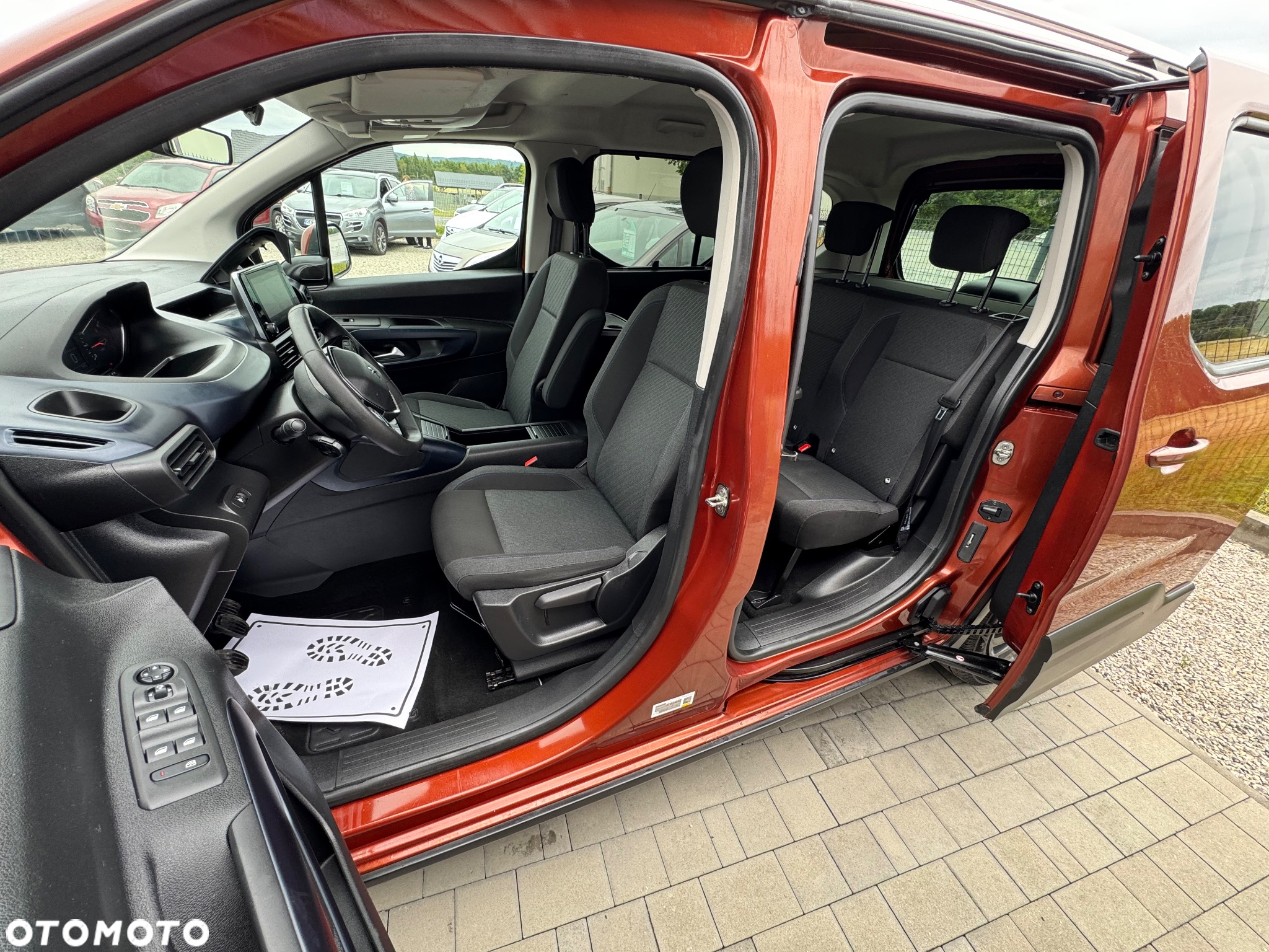 Peugeot Rifter 1.5 BlueHDI Allure Pack S&S - 20