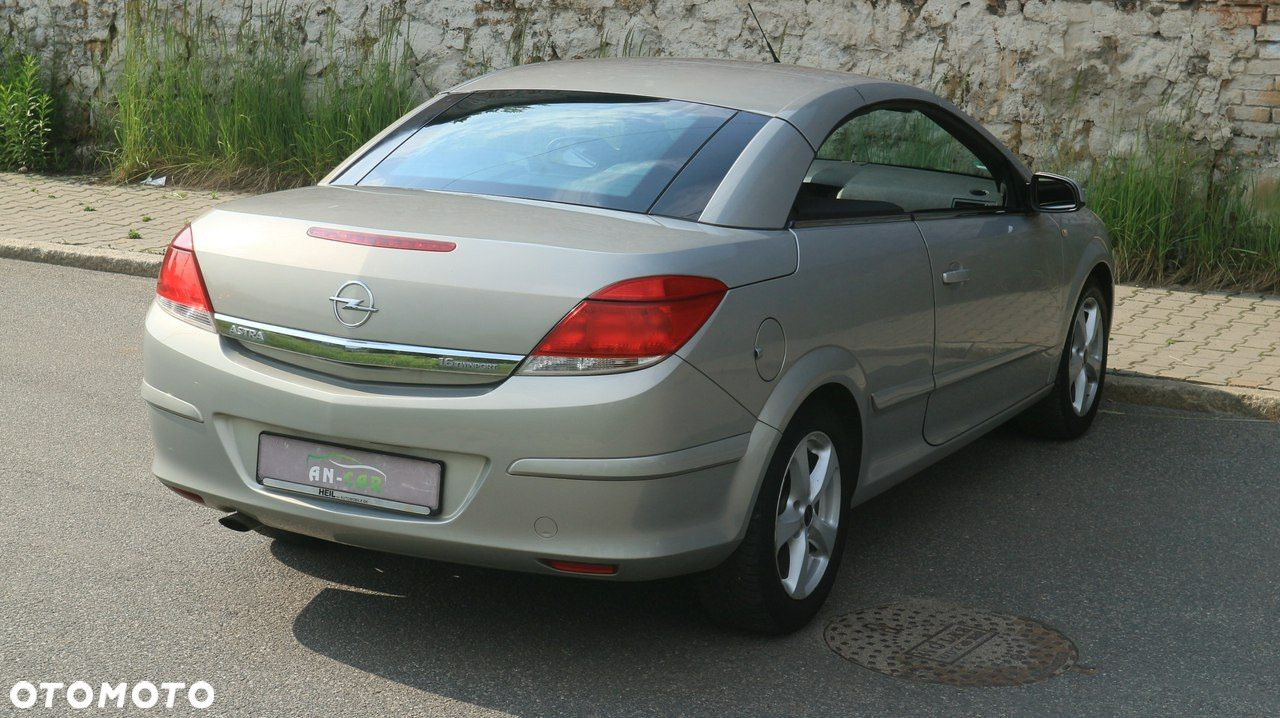 Opel Astra GTC 1.6 Edition - 6
