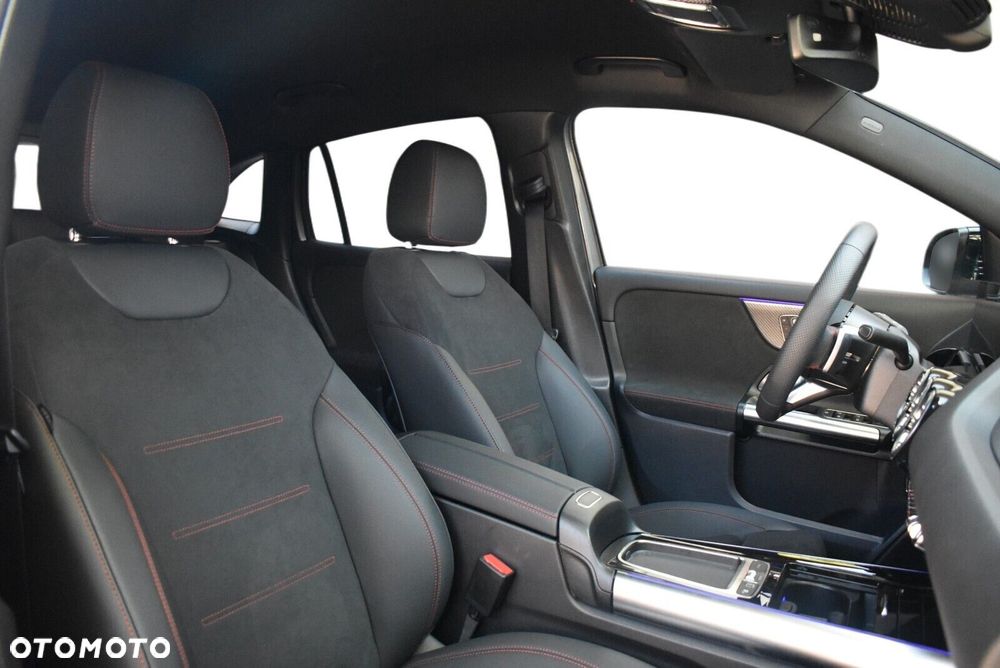 Mercedes-Benz GLA 200 d AMG Line 8G-DCT - 9