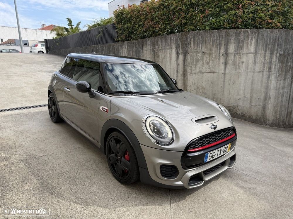 MINI 3 Portas John Cooper Works Auto Desportiva - 3