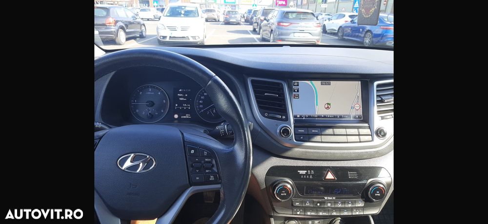 Hyundai Tucson - 13