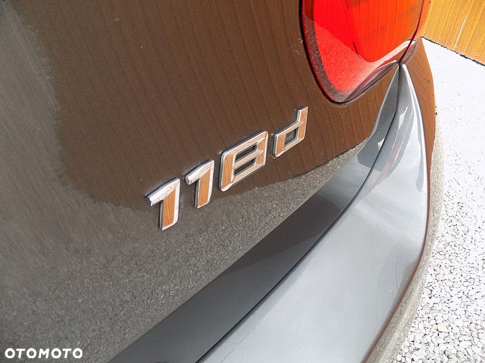 BMW Seria 1 118d Sport Line - 25